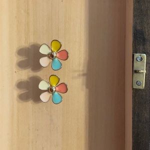 Vintage floral earrings